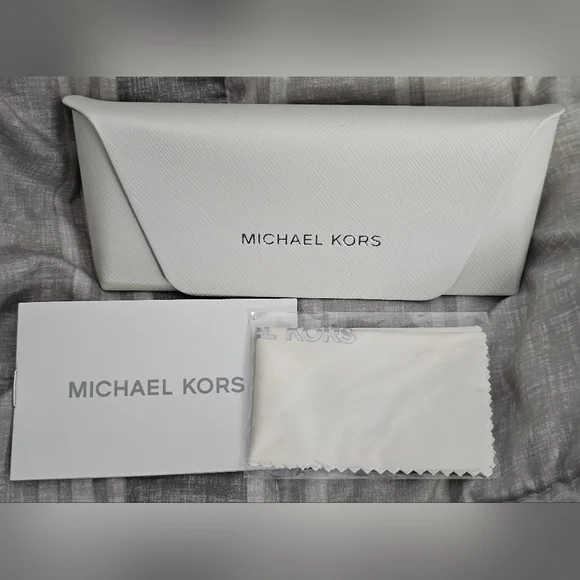 MICHAEL KORS BRAND NEW EYEGLASSES CASE W MK CLOTH NEW IN PKG ?NWT Michael Kors Eyeglass Cases & Storage for sale - eBay main image 4